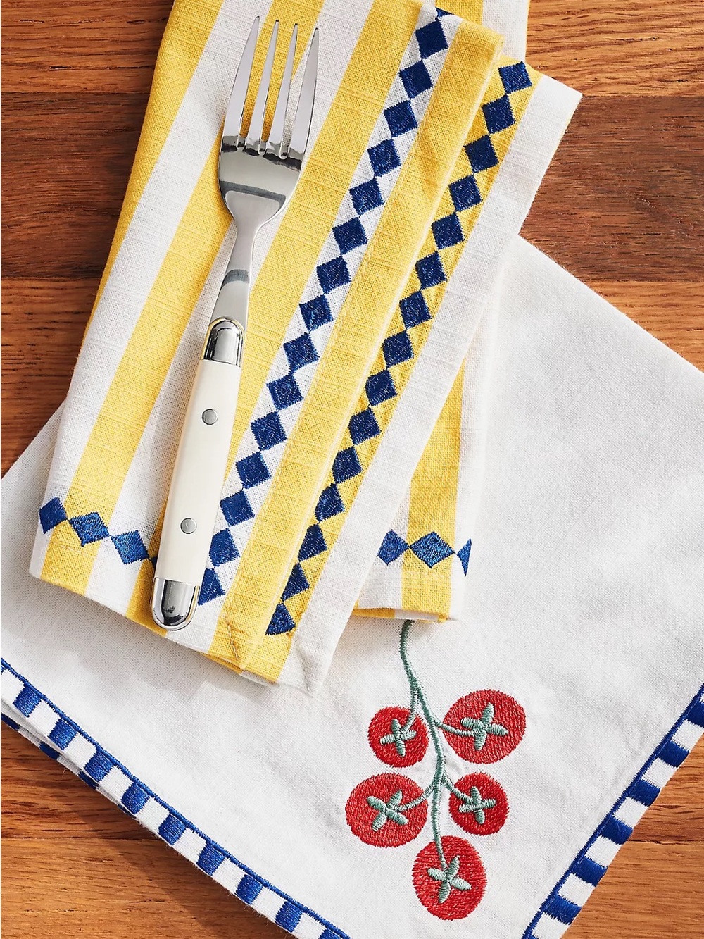 Anthropologie Italia Bistro Tile Collection Cherry Tomato Cloth Napkins (2 pc)